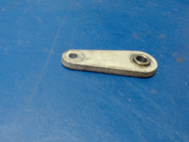 0862100-77 Cessna - LINK FLAP CONTROL ATTACHMENT
